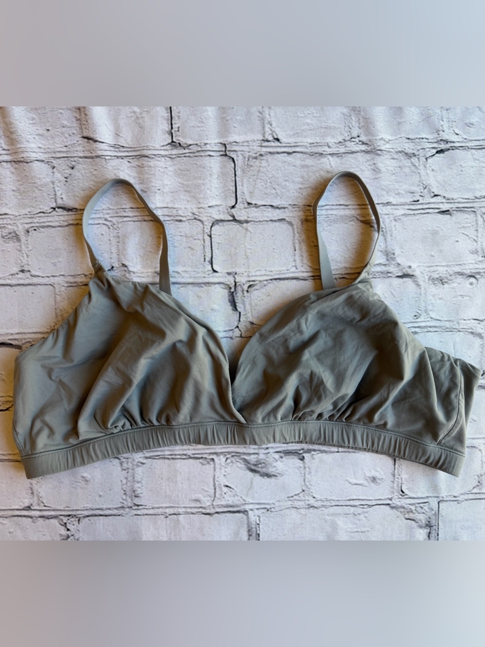 Skims 3X Gray Bra Lightweight Sexy Plus Size Women’s Light
